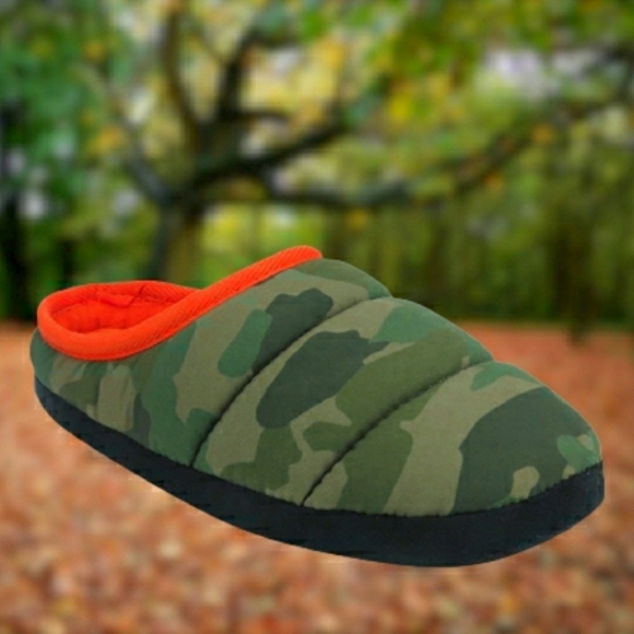Other - ♥️ 4 for $25 ♥️ #223 Youth 11 12 Camo Army Green Slipper Shoe Plush